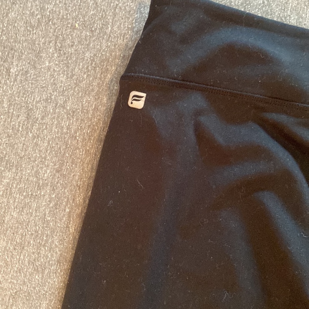Fabletics Capris - image 3
